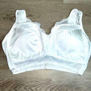 Rhonda Shear Pin-Up Bra With‎ Back Closure size 2X